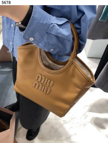 수입프리미엄급 아이비 가죽백 스몰백  신상 입고💢 #태그 #가방 #5678