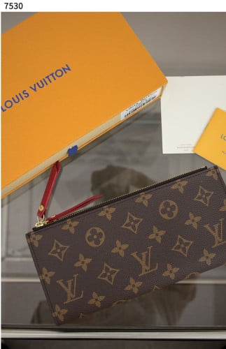 #루이비통 [Louis Vuitton] 모노그램 푸시아 아델 지퍼 장지갑 상입고💢 #지갑 #7530