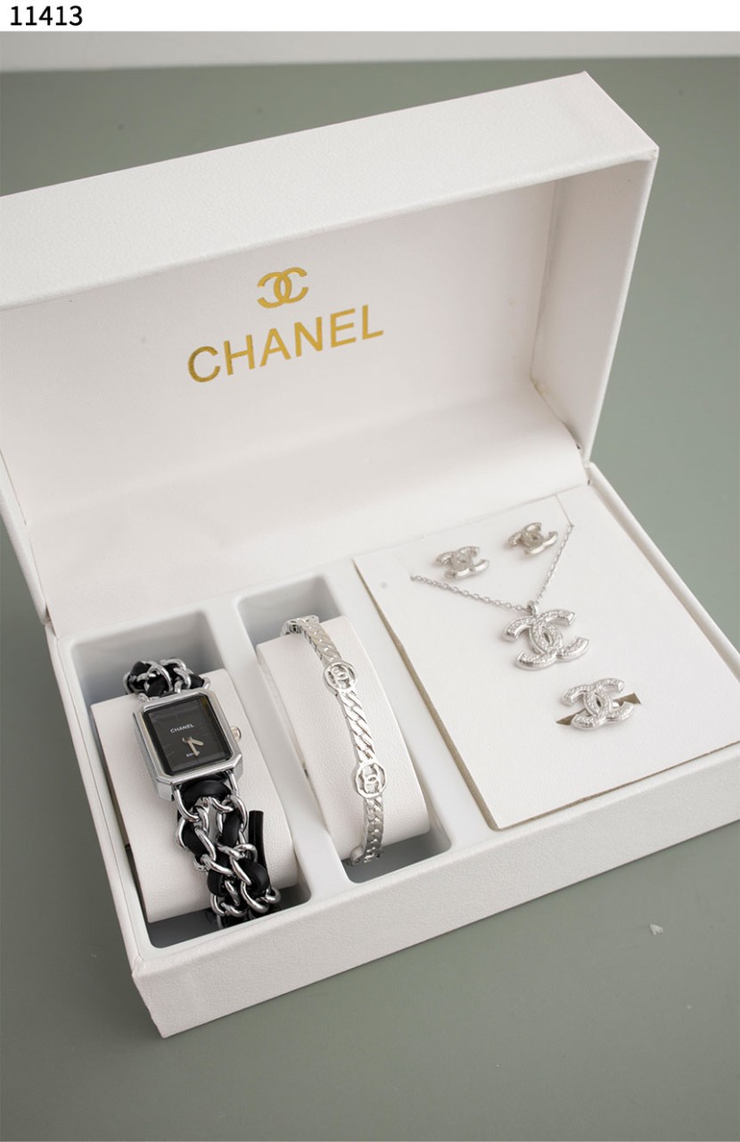 #샤넬 [Chanel] 체인 로고시리즈 5종 세트 신상입고💢 #시계 #귀걸이 #목걸이 #팔찌 #반지 #11413