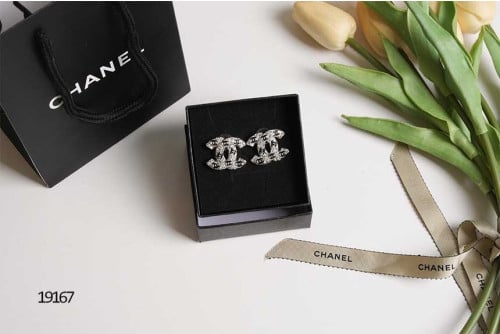 🔆 [CHANEL] 샤넬 CC패턴로고 실버 이어링🔆