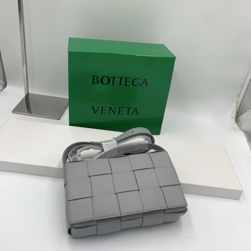 #보테가 카세트백