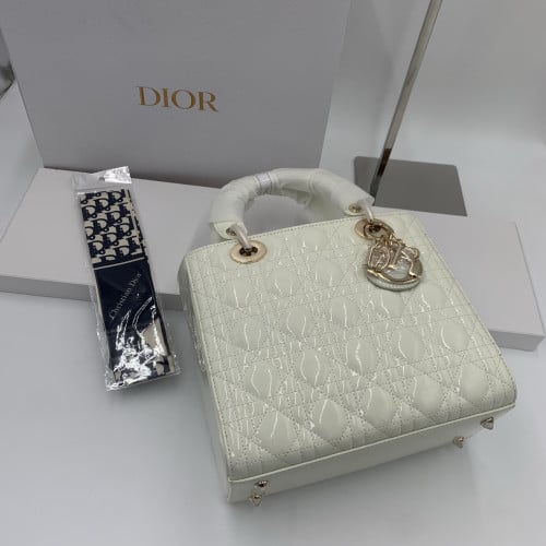 #디올  페이던트 레이디백