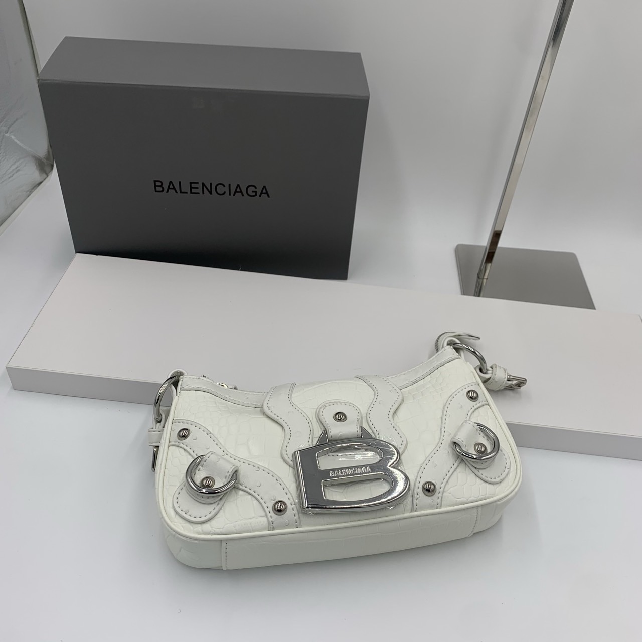 #발렌시아가  에섹스