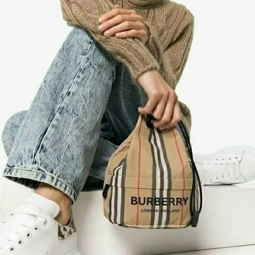 포이베 버킷