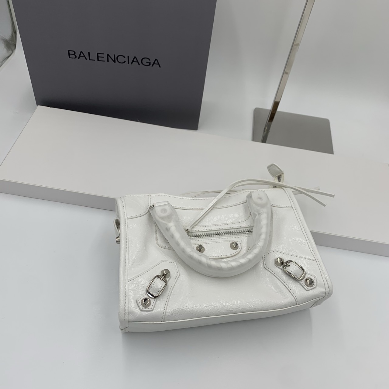 #발렌시아가   르 시티백