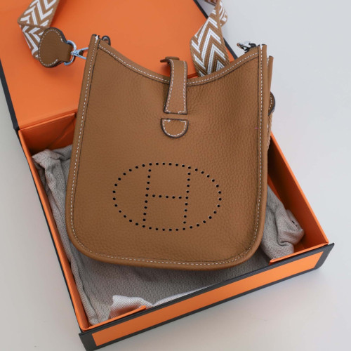 #에르메스 [ H.R.M.S ] 수입 미니 에블린 16 백 - 골드 - 입고💢 #가방