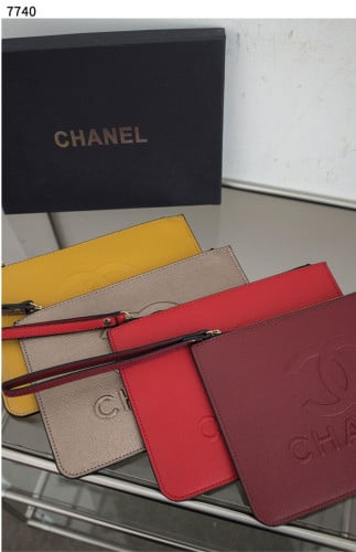 #샤넬 [Chanel] 샤넬 노벨티 스트랩 클러치 신상입고💢 #가방 #7740