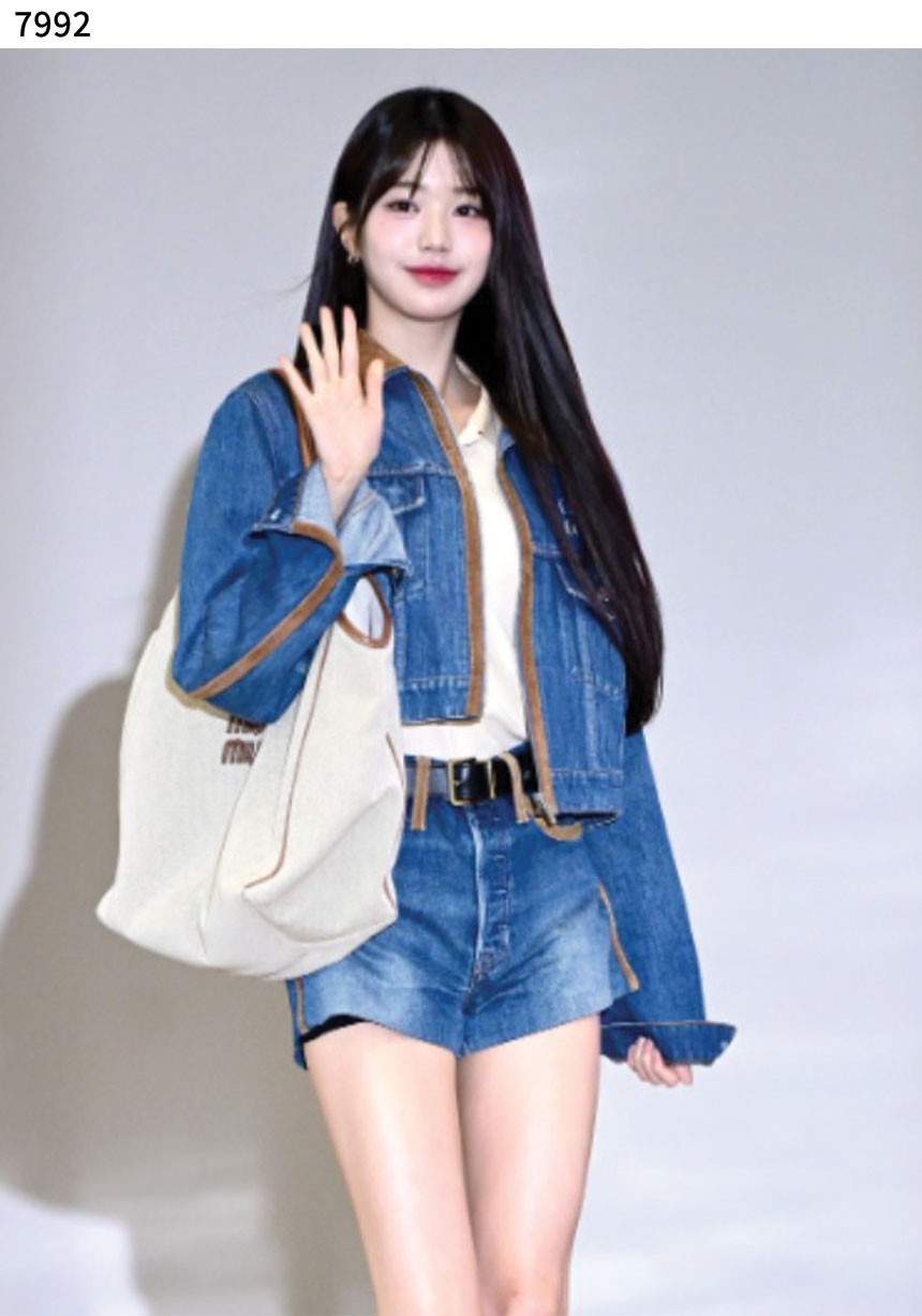 #미우미우 [MIU MIU] 수입프리미엄급 미우미우 아이비 캔버스 토트백 신상 입고💢 #태그 #가방 #7992