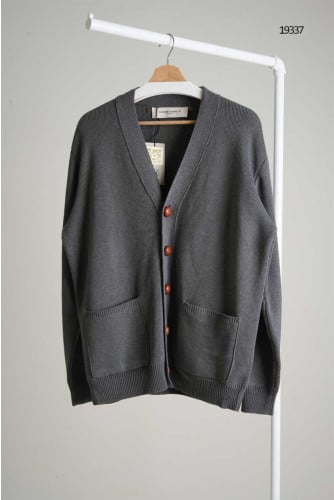 🔆 [GOLDEN GOOSE] 골든구스 이니셜로고 버튼 가디건 🔆