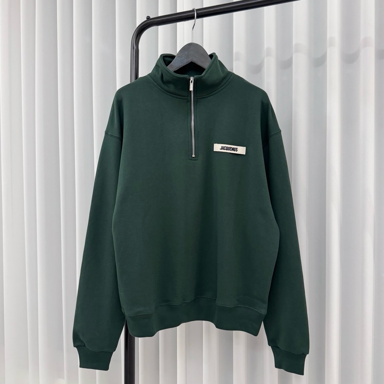 ➰자크뮈스 그로그랭 지퍼 스웻셔츠