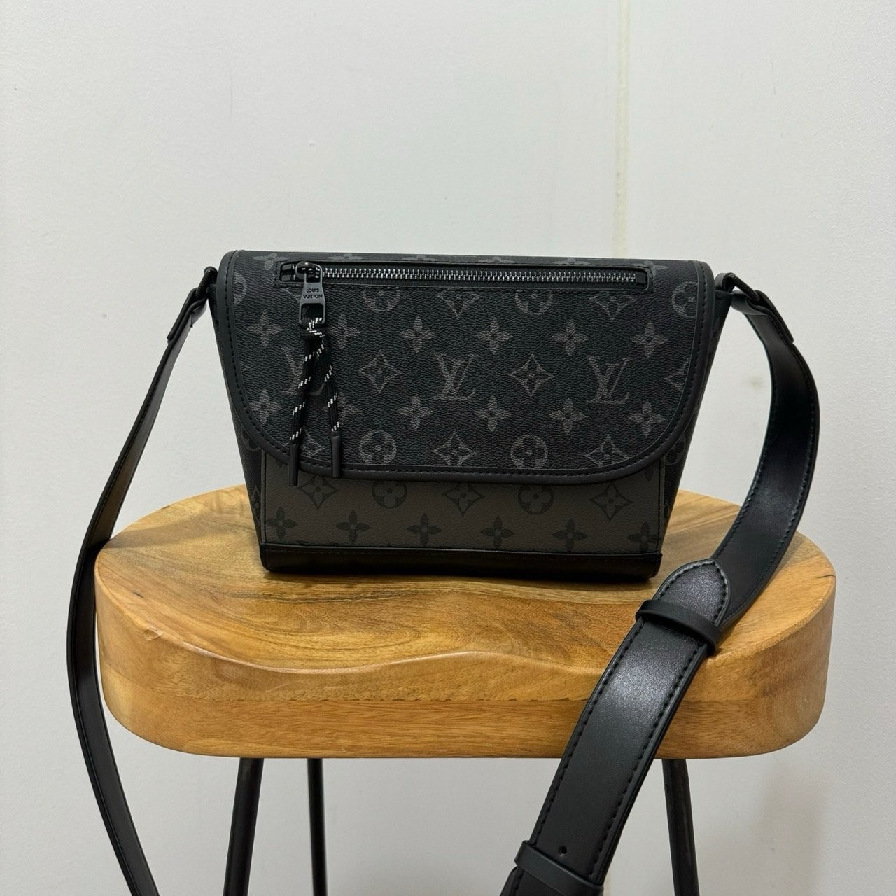 🤴🏻 #루  펄스 메신져백 🤴🏻