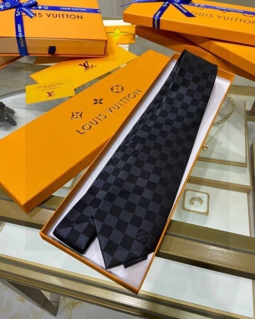 루이비* 다미에 실크 넥타이