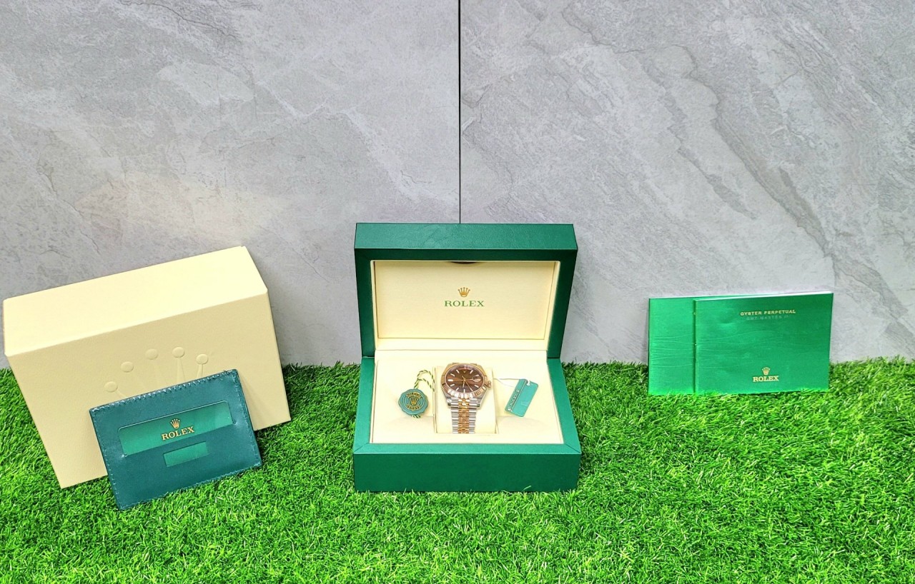 R 데이저스트41 로즈골드콤비 초코바인덱스 쥬빌레