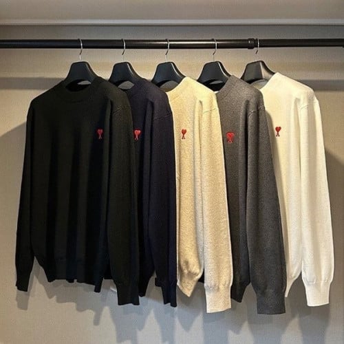 💕 아* 드 꾀흐 엠브로이더리 크루넥 니트