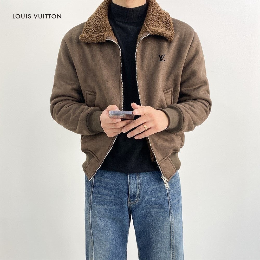 💕 루* 모노그램 자수로고 쉐어링 무스탕