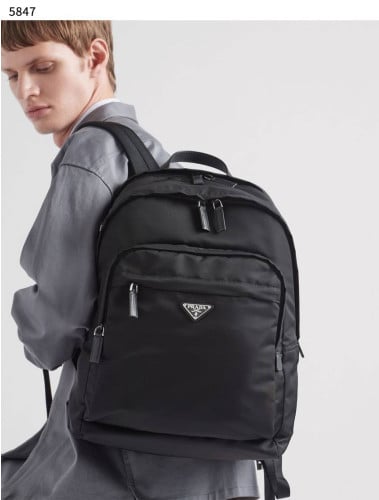 #프라다 [PRADA] 수입프리미엄급 프라다 리나일론 사피아노 레더 백팩 신상 입고 💢 #태그 #가방 #5847