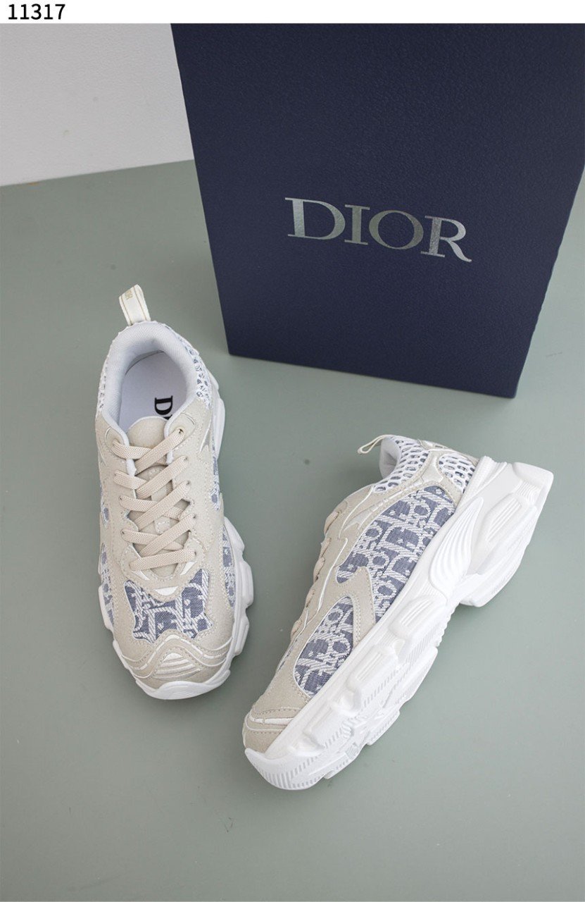 #디올 [Christian Dior] 바이브 샴브레이 오블리크 레더 스웨이드 스니커즈 신상입고💢 #신발 #11317