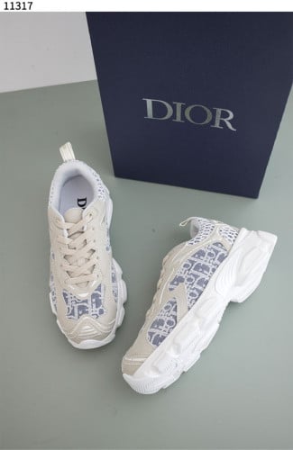 #디올 [Christian Dior] 바이브 샴브레이 오블리크 레더 스웨이드 스니커즈 신상입고💢 #신발 #11317