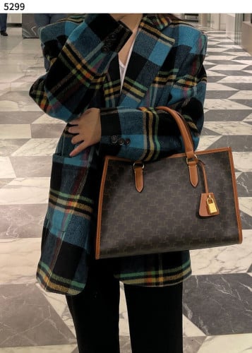 #셀린느 [CELINE] 수입프리미엄급 미니 호리존탈 카바스 신상 입고💢 #태그 #가방 #5299