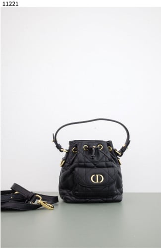 UM #디올 [Christian Dior]  Dior Caro 나노 버킷백 신상입고💢 #가방 #11221