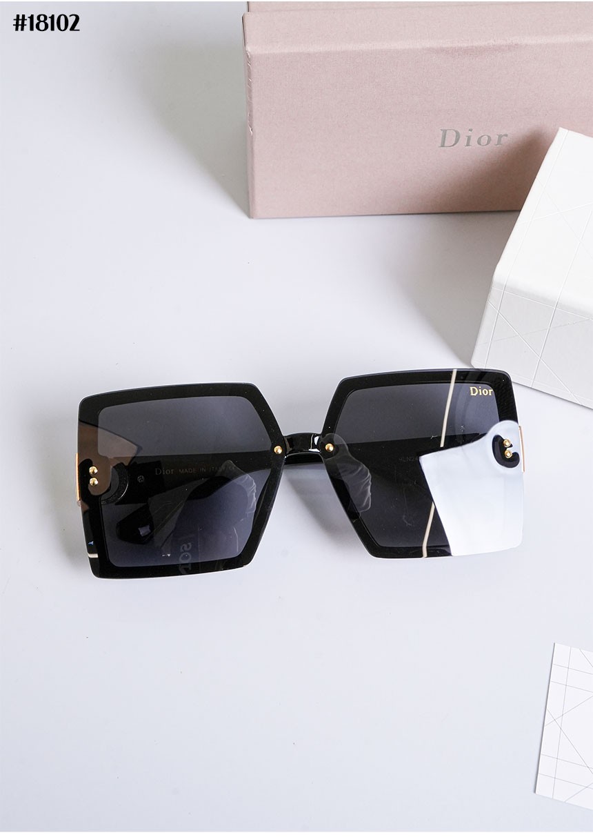 UM🔆 [DIOR] 크리스찬 디올 D 금장 링크 프레임 오버사이즈 스퀘어 선글라스 🔆