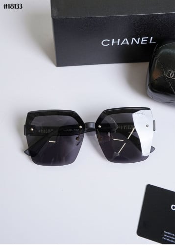 UM🔆 [CHANEL] 샤넬 이니셜 프레임 반뿔테 스퀘어 선글라스 🔆