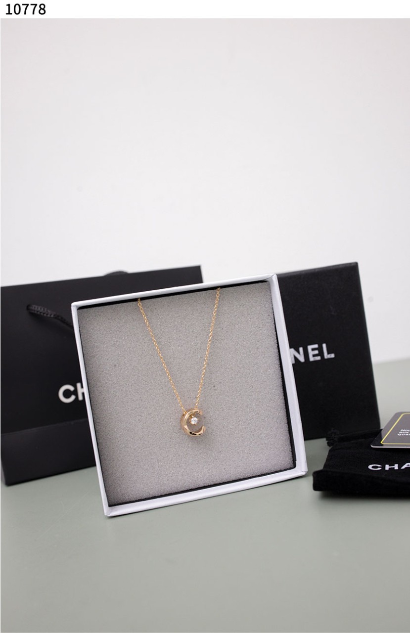 UM #샤넬 [Chanel] 샤넬 COCO 네크리스 신상입고💢 #팔찌 #10778