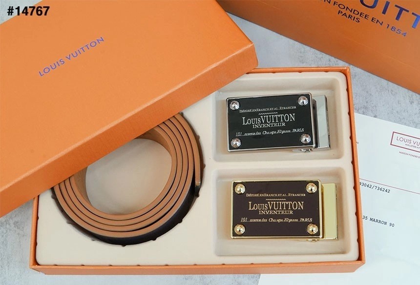 🔆 [LOUIS VUITTON] 루이비통 스퀘어 인벤쳐 투버클 셋 🔆