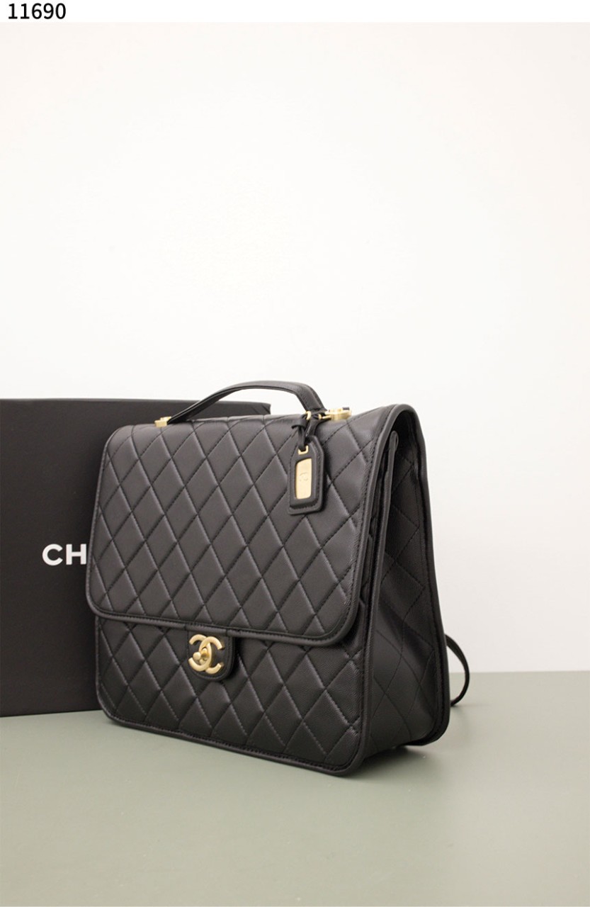 #샤넬 [Chanel] 라지 스쿨 메모리 백팩 카프스킨 신상입고💢 #가방 #11690