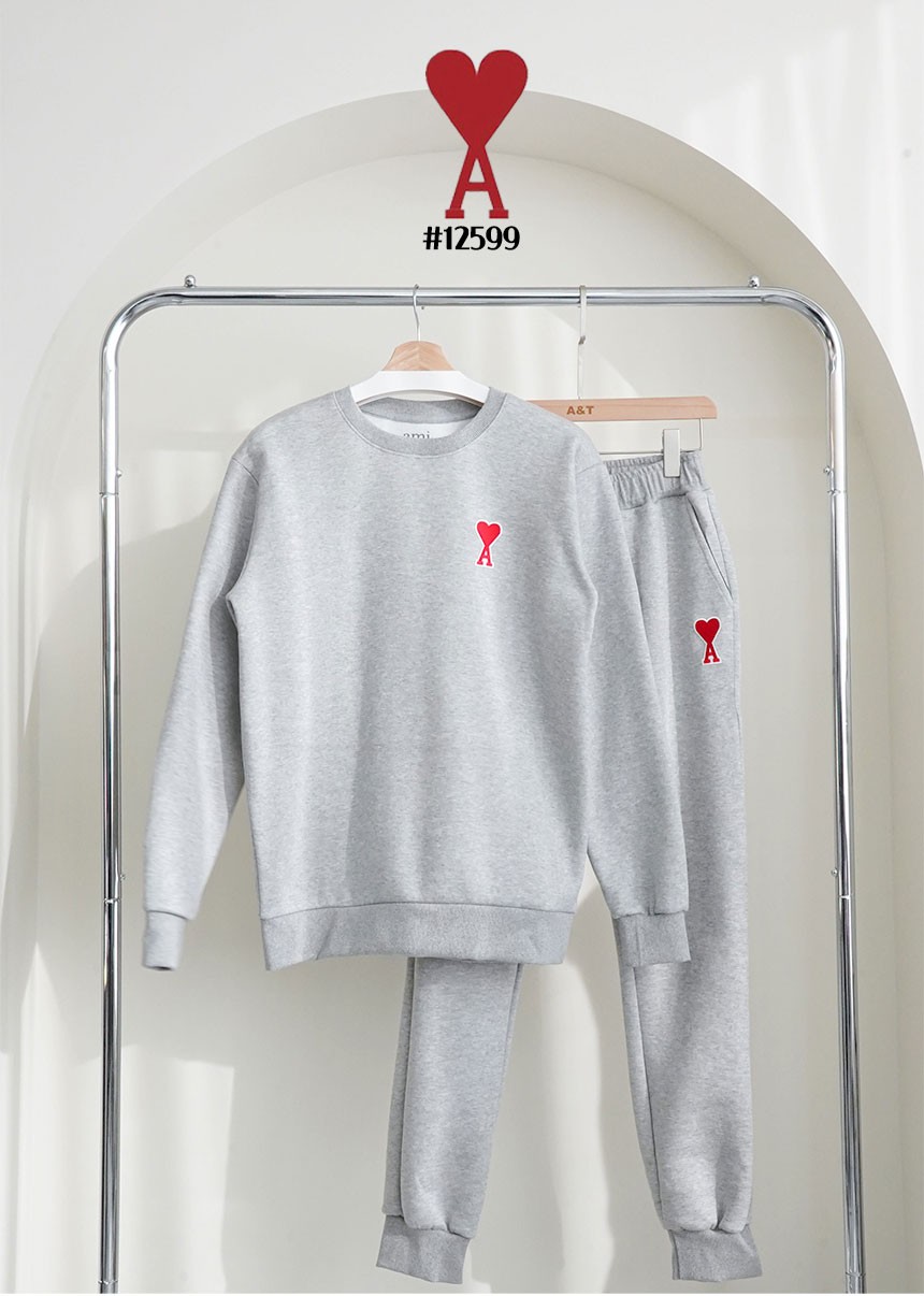 🔆 [AMI] 아미 남여공용 레드하트 로고  맨투맨 & 조거 팬츠 셋 🔆