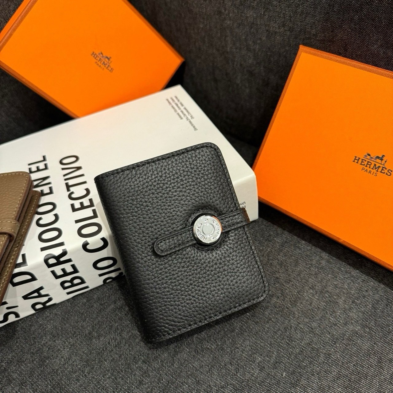 🤴🏻 #에르메스 (H*rmes) 도곤 미니 카드지갑🤴🏻