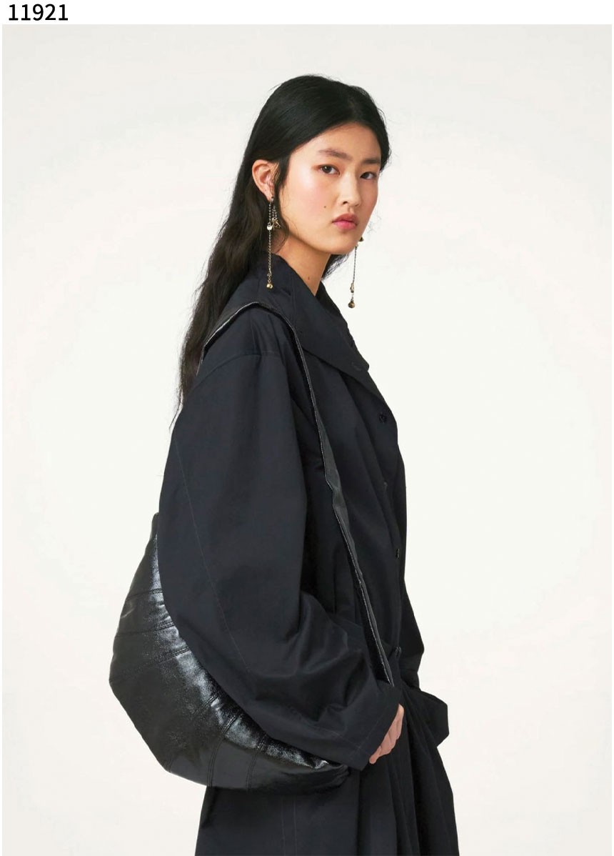 #르메르 [LEMAIRE] 수입프리미엄급 25SS 르메르 미디엄 크로와상 백 소프트 나파 레더 블랙 신상 입고💢 #태그 #가방 #11921