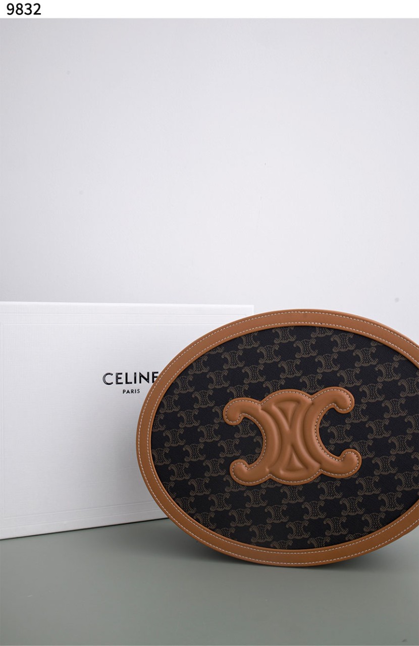 #셀린느 [CELINE] 셀린느 악세사리 보석함 신상입고💢 #케이스 #9832