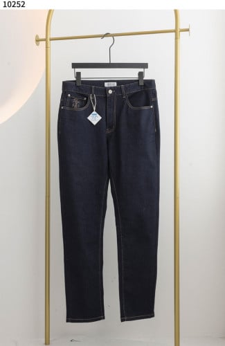 #브루넬로쿠치넬리 [Brunello Cucinelli]  남성 스트레치 슬림 스트레이트진 신상입고💢 #하의 #팬츠 #10252