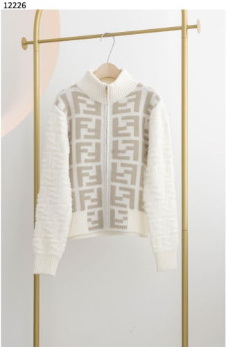 #펜디 [FENDI] 베이지 FF 니트 집업 신상입고💢 #상의 #니트 #12226