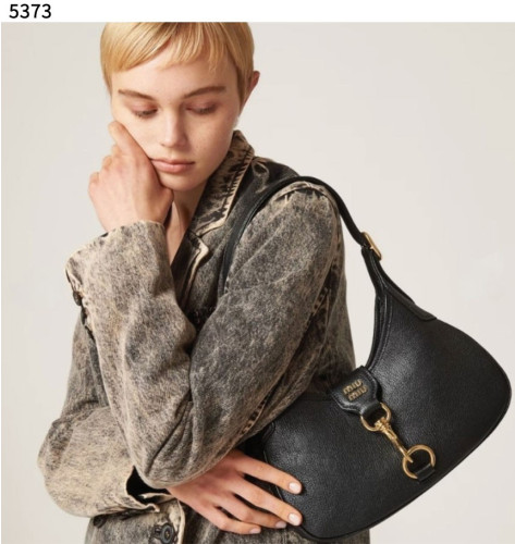 #미우미우 [MIU MIU] 수입프리미엄급 마드라스 호보백 신상 입고💢 #태그 #가방 #5373