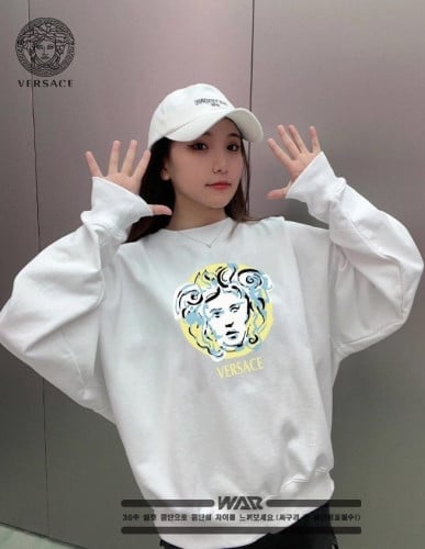 💕 베*** 페인트 메두사 로고 디자인 밍크양기모 티셔츠