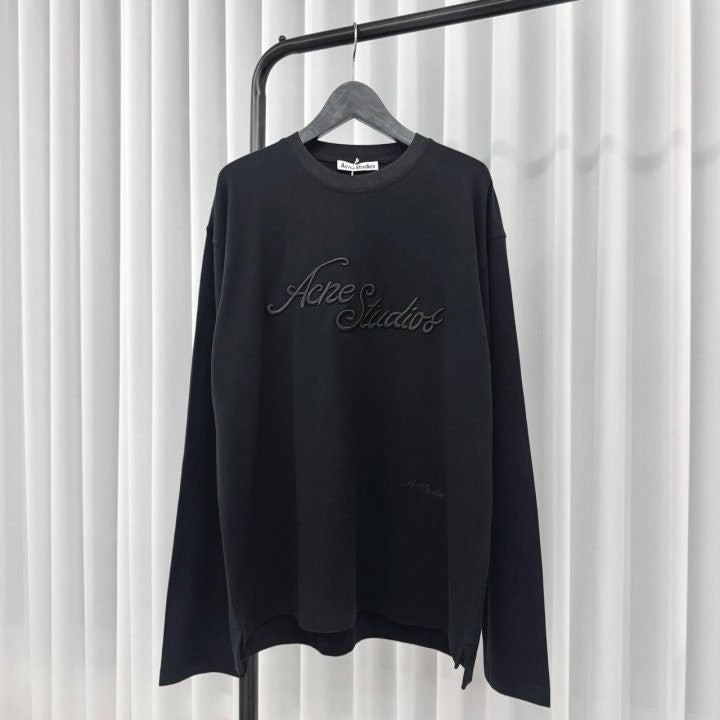 💕 아** 스튜디오 엠보 로고 롱슬리브 티셔츠