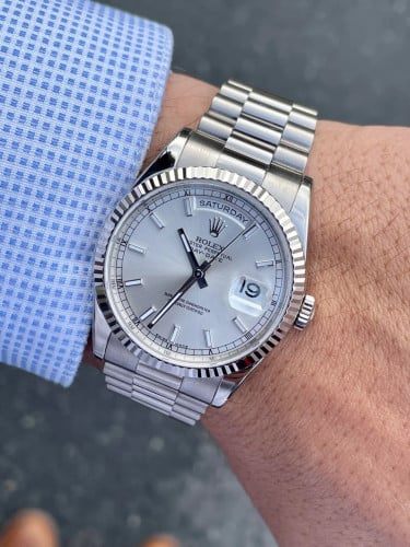 로렉스 데이데이트 실버다이얼