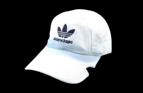 💕 발**** x 아*** 캡 화이트