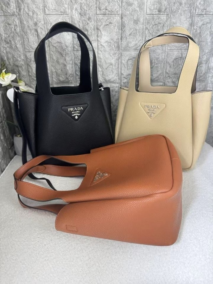 💕 프** 가죽 로고 토트백