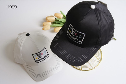 🔆 [LOUIS VUITTON] 루이비통 LV 스퀘어 로고패치 볼캡 🔆