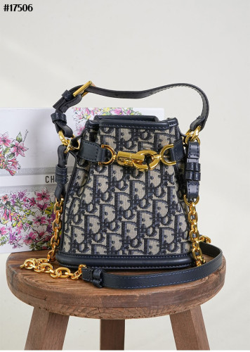 🔆[DIOR] 크리스찬 디올 C'est 스몰 백 🔆