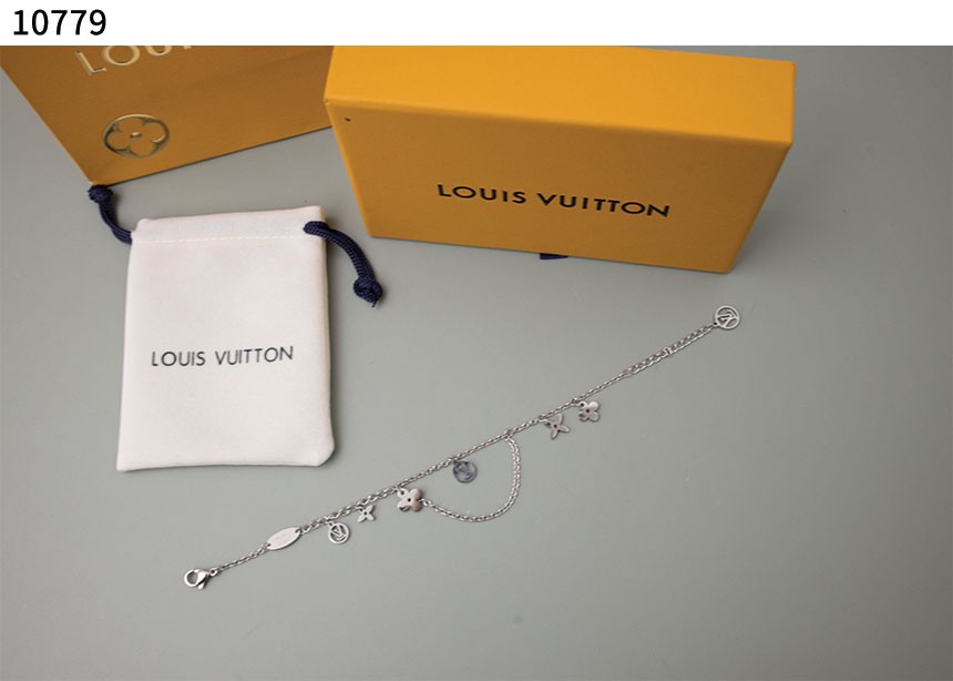 #루이비통 [Louis Vuitton] 루이비통 블루밍 서플 브레이슬릿 신상입고💢 #팔찌 #10779