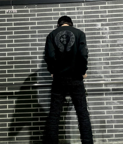 🍀 [Chrome Hearts] 크롬하츠 세메터리 레더 패치 오버핏 라운드 맨투맨 🍀