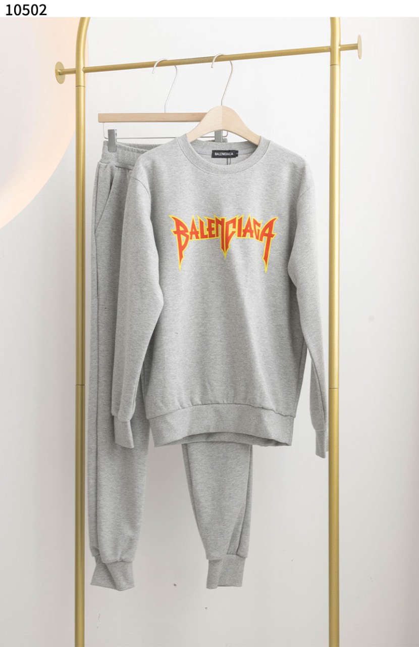 #발렌시아가 [BALENCIAGA] 발렌시아가 메탈 로고 빈티지 트레이닝 셋 신상입고💢 #세트 #10502