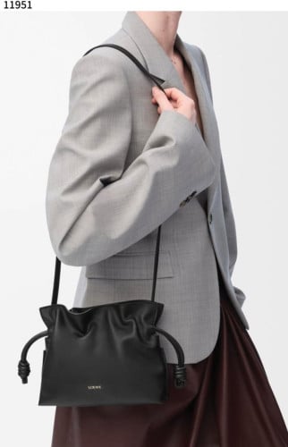 #로에배 [LOEWE] 수입프리미엄급 로에베 미니 플라멩코 클러치 신상 입고💢 #태그 #가방 #11951