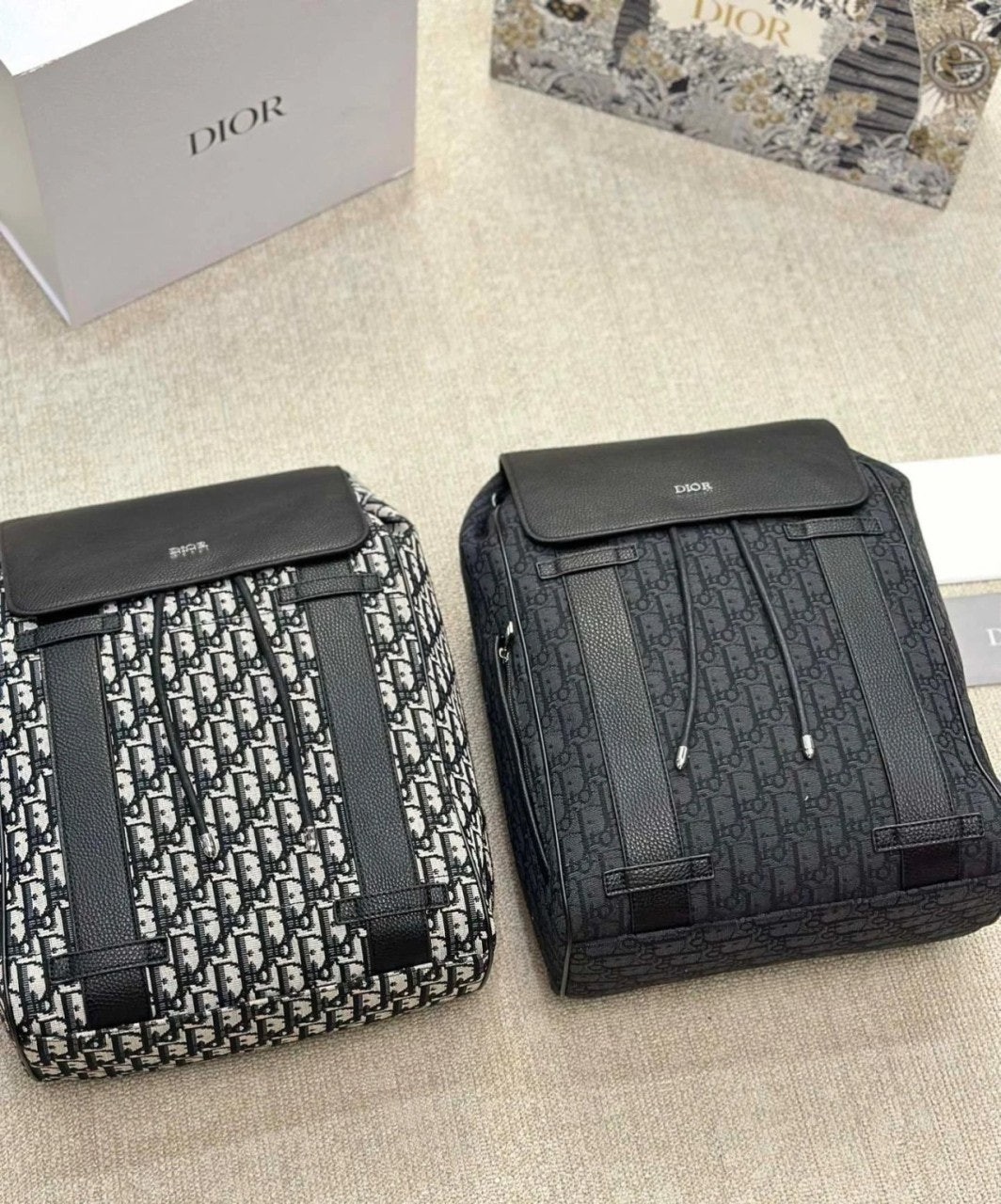 💕 디* 오블리크 자카드 백팩