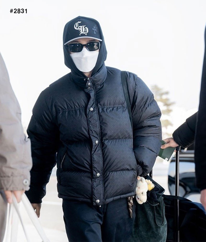 🍀 [Chrome Hearts] 크롬하츠 CH플러스 다운 푸파 패딩 점퍼 🍀