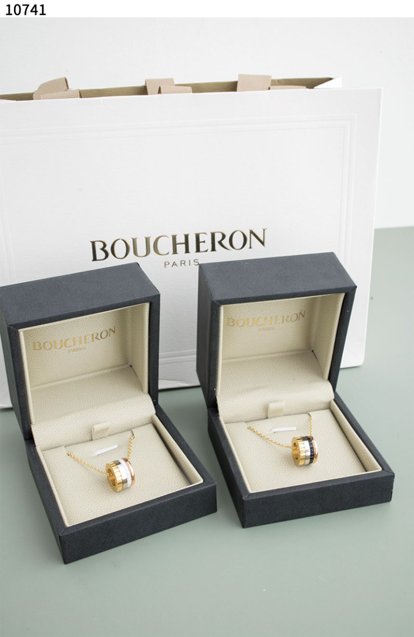 #부쉐론 [Boucheron] 부쉐론 콰트로 클래식 펜던트 네크리스 신상입고💢 #목걸이 #10741